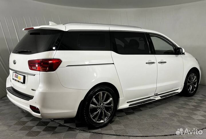 Kia Carnival 2.2 AT, 2018, 126 978 км