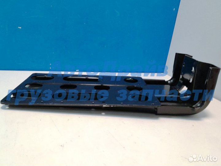 Кронштейн переднего крыла Ман Тгс Тгх Тга