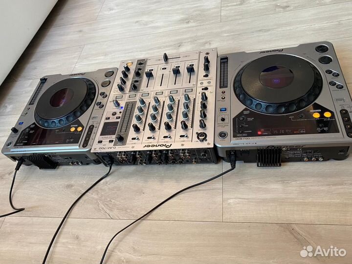 Dj контроллер pioneer djm-700