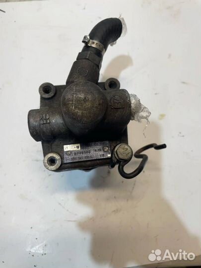 Насос гидроусилителя руля Audi 100 1993