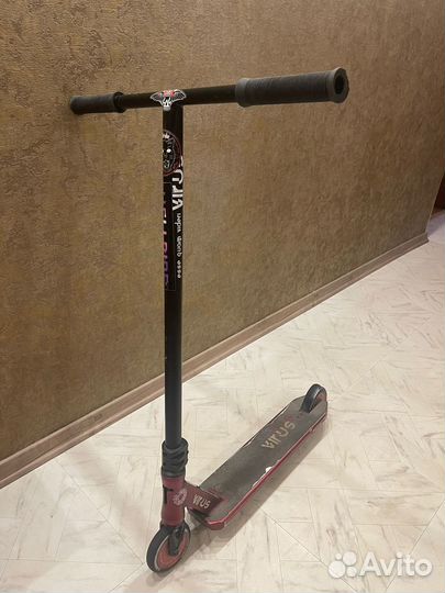 Трюковой самокат TechTeam Virus диаметр колес 110