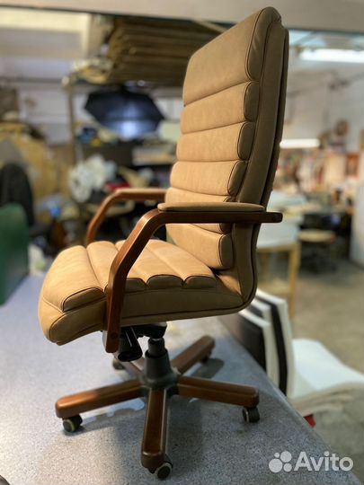 Компьютерное кресло