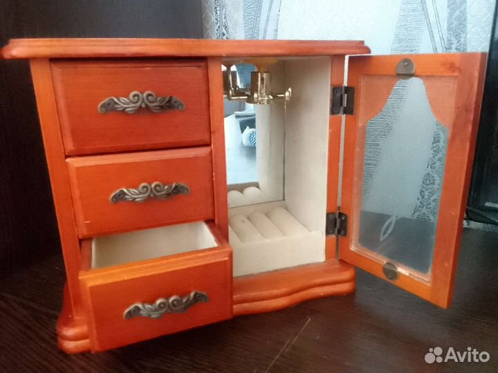 Органайзер для украшений