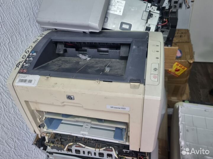 Принтер HP 1022 и 1010 лот 12шт