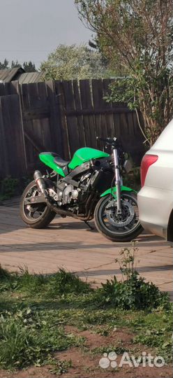 Kawasaki zzr 400-2