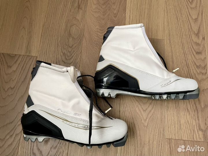 Лыжные ботинки Fischer 39р