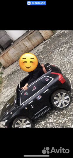 Детский электромобиль