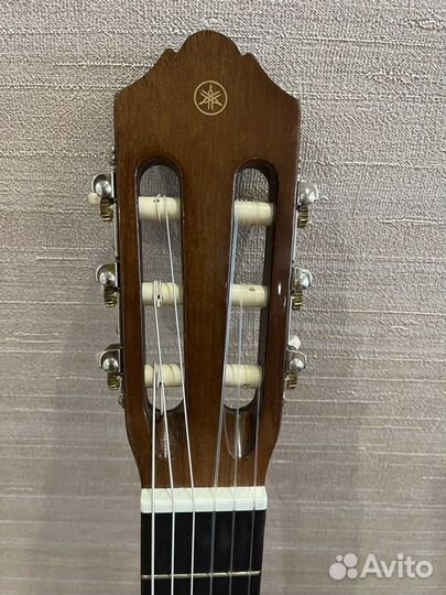 Гитара yamaha C40