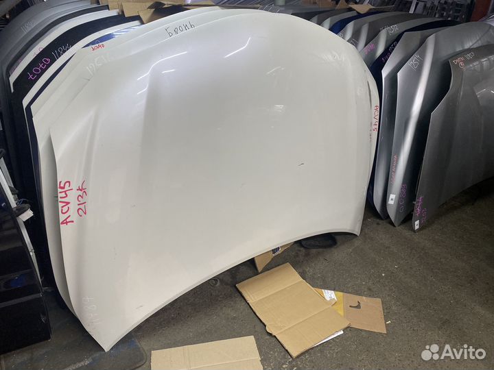 Капот Toyota Camry 40