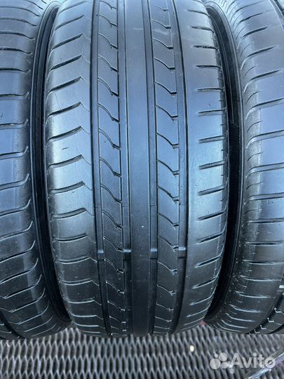 Maxtrek Maximus M1 215/55 R17 98V