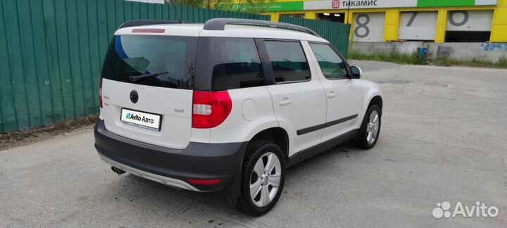 Skoda Yeti 1.8 AMT, 2012, битый, 176 000 км