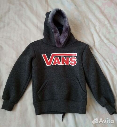 Новый теплый джемпер на мальчика 2-4 лет