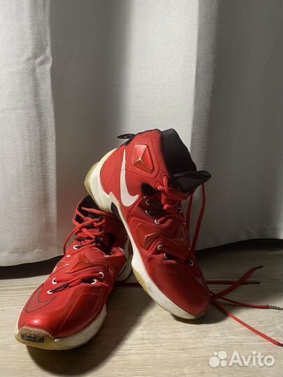 Nike lebron 13