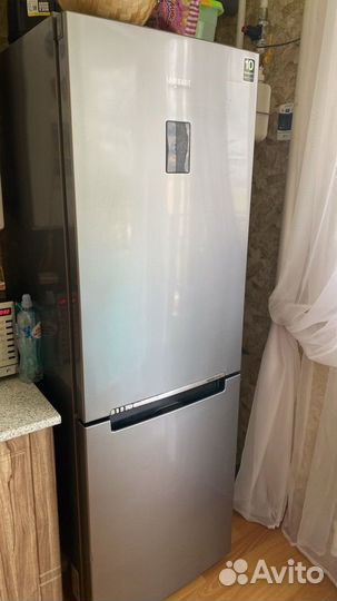 Холодильник samsung