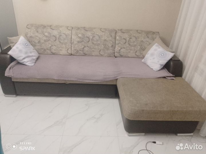 Угловой диван бу