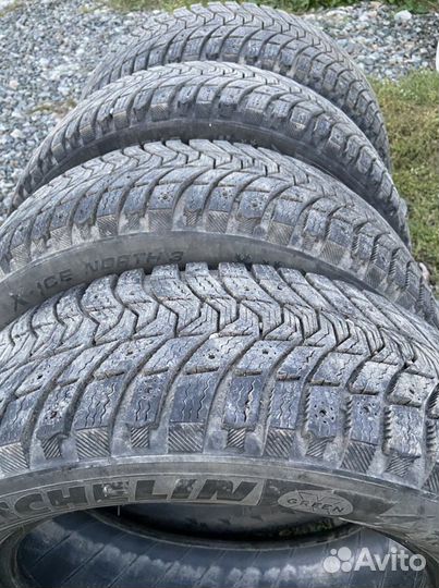 Michelin X-Ice North 3 215/60 R17