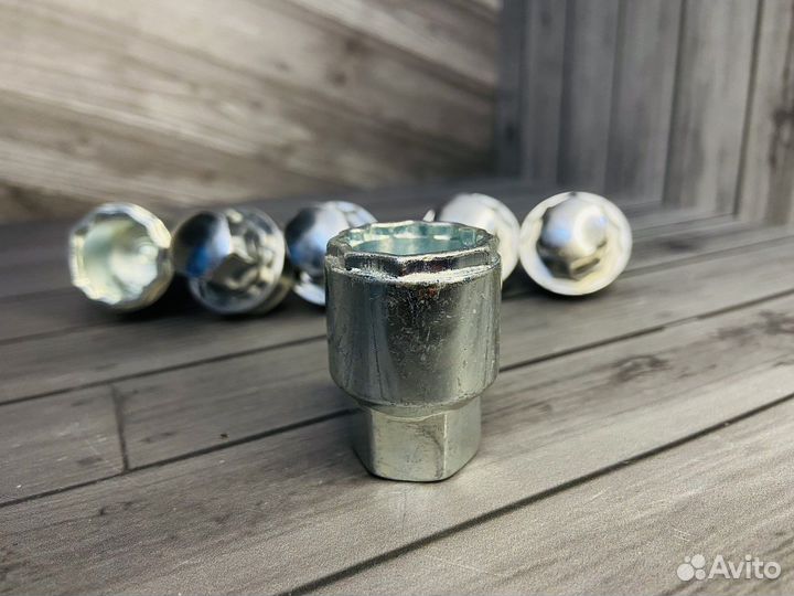 Секретки на колеса rav4 рав4