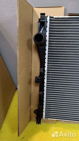 Радиатор охлаждения двигателя Мерседес W205 W213