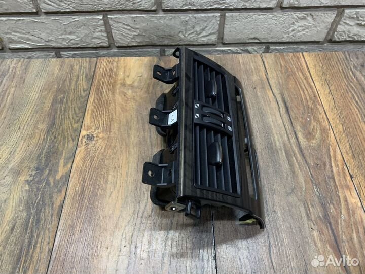 Lexus LS460L Дефлектор воздушный задний