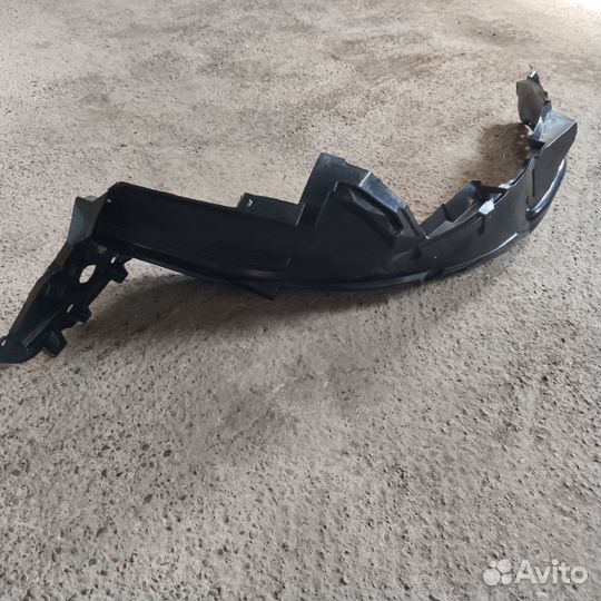 Подкрылок передний левый Honda Civic FD(4Д)