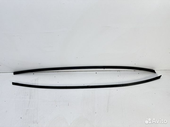 Молдинги крыши на Ford Focus 2