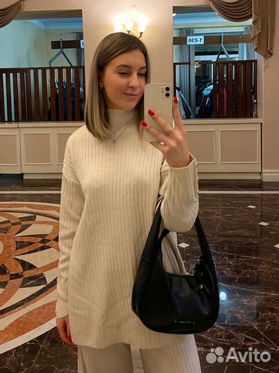 Трикотажный костюм женский