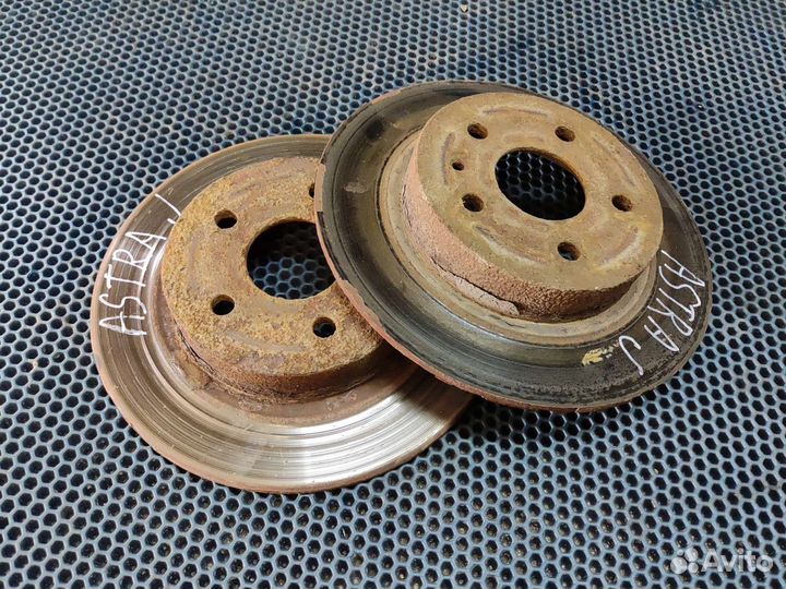 Диск тормозной задний opel astra j