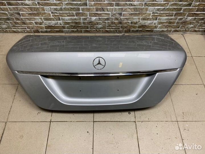 Крышка багажника Mercedes-Benz S-Class