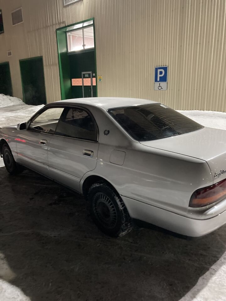 Toyota Crown: фото владельца