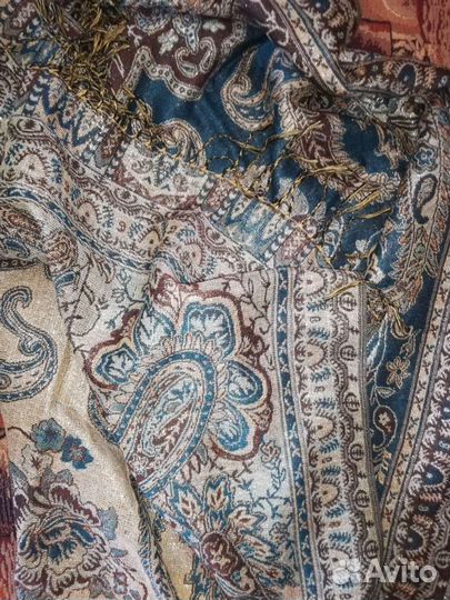 Шарфы и палантины