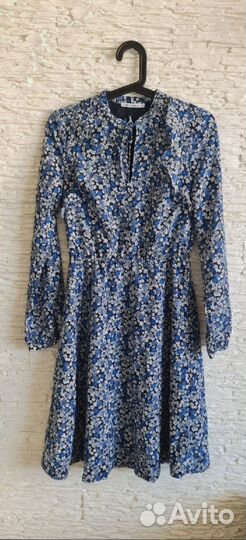 Женское платье в цветочек Zarina 40/42 б/у