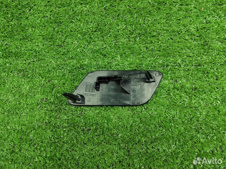 Крышка форсунки омывателя фар правая Audi Q7 VAG