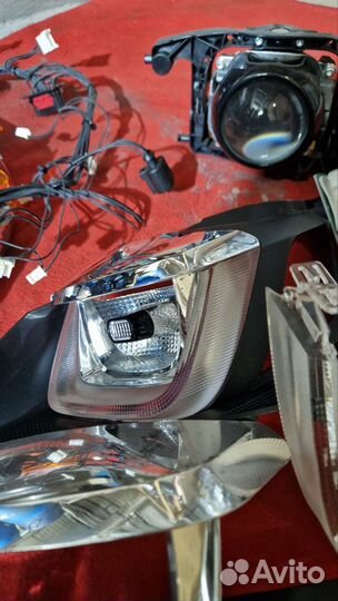 Разбитая фара golf 7 GTI левая