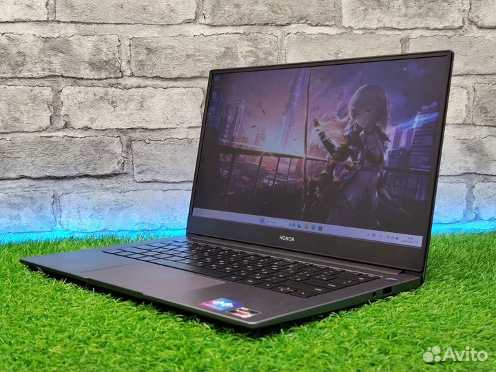 Honor MagicBook 14 Ryzen 5 3500 / Vega 8 / RAM 16