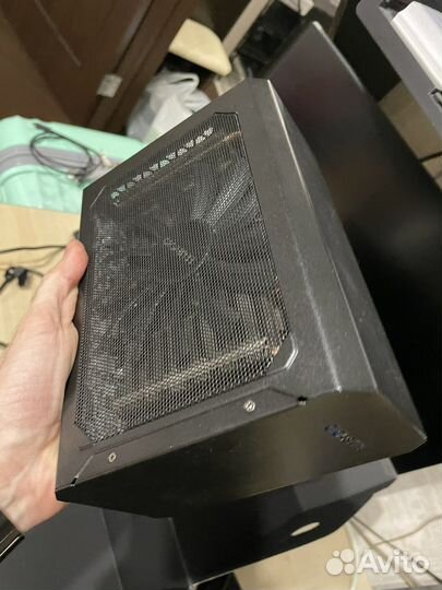 Видеокарта Thunderbolt Gigabyte rx580 Gaming BOX