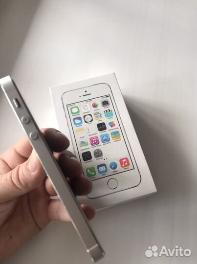 Телефон iPhone 5s