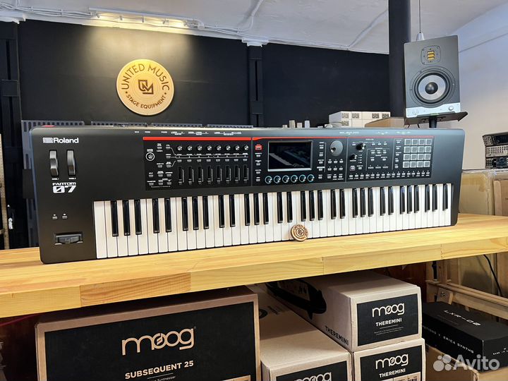 Roland fantom-07