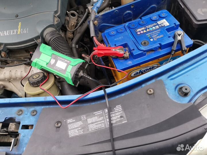 Автомобильное Зарядное Устройство акб 12V