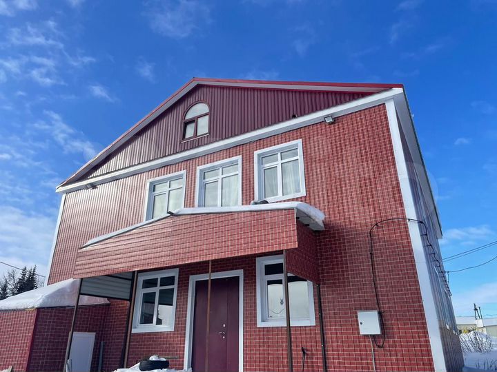 Дом 360 м² на участке 8 сот.