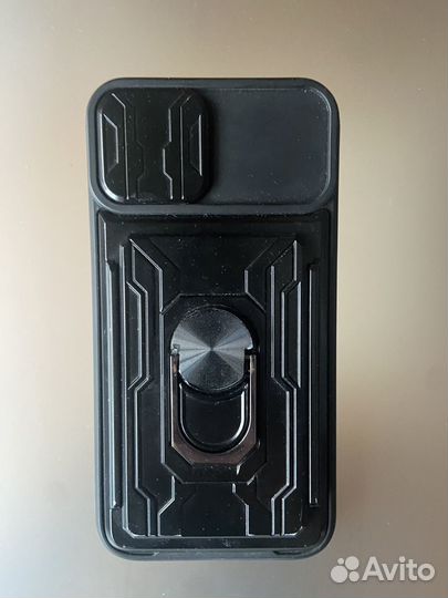 Чехол на iPhone 11 с карманом для карт