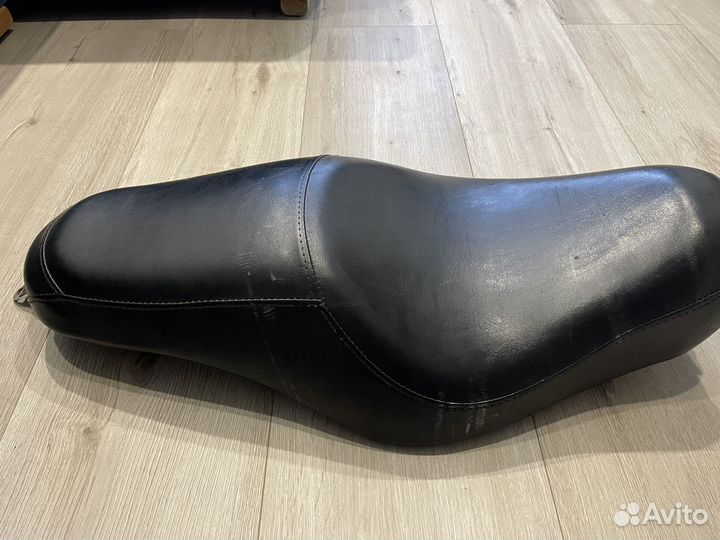 Сток сидение HD Sportster