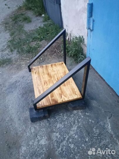 Подставка настенная в стиле лофт