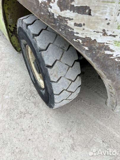 Вилочный погрузчик Clark C25G, 2010