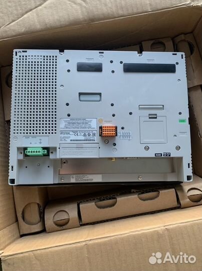 Панель оператора Schneider Magelis xbtgt 6340