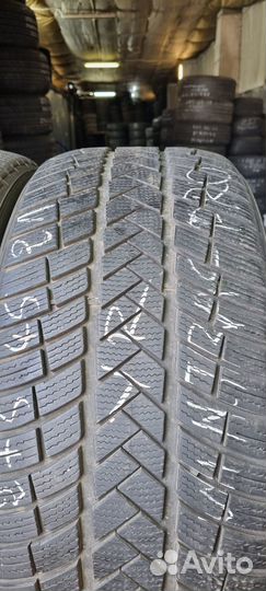 Vredestein Wintrac Pro 275/45 R21