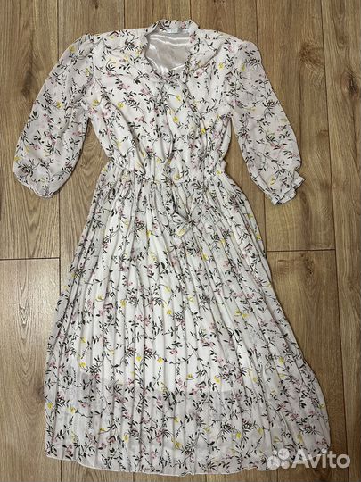 Платье размер 42