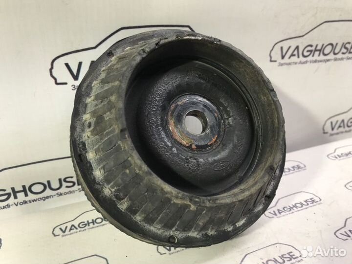 Опора амортизатора задняя Ford Mondeo MK 1 1992