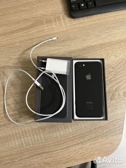 iPhone 8, 256 ГБ