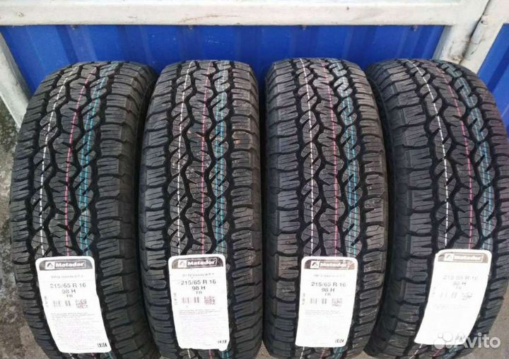 Matador MP 72 Izzarda A/T 2 215/65 R16