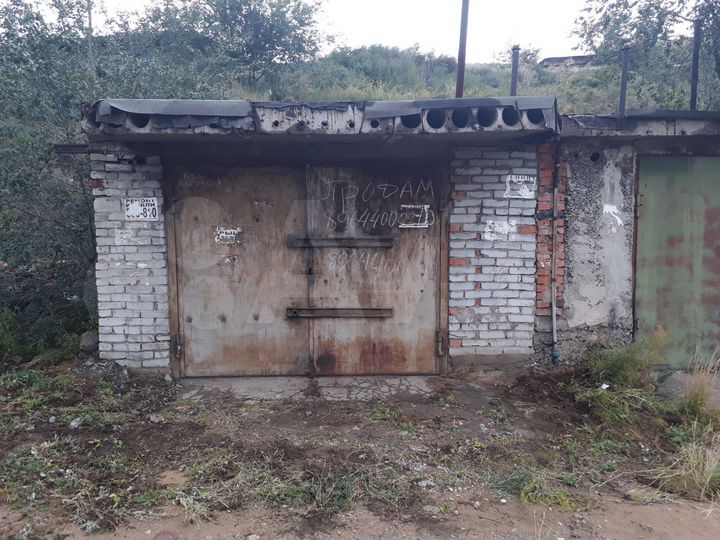 Гараж, > 30 м²